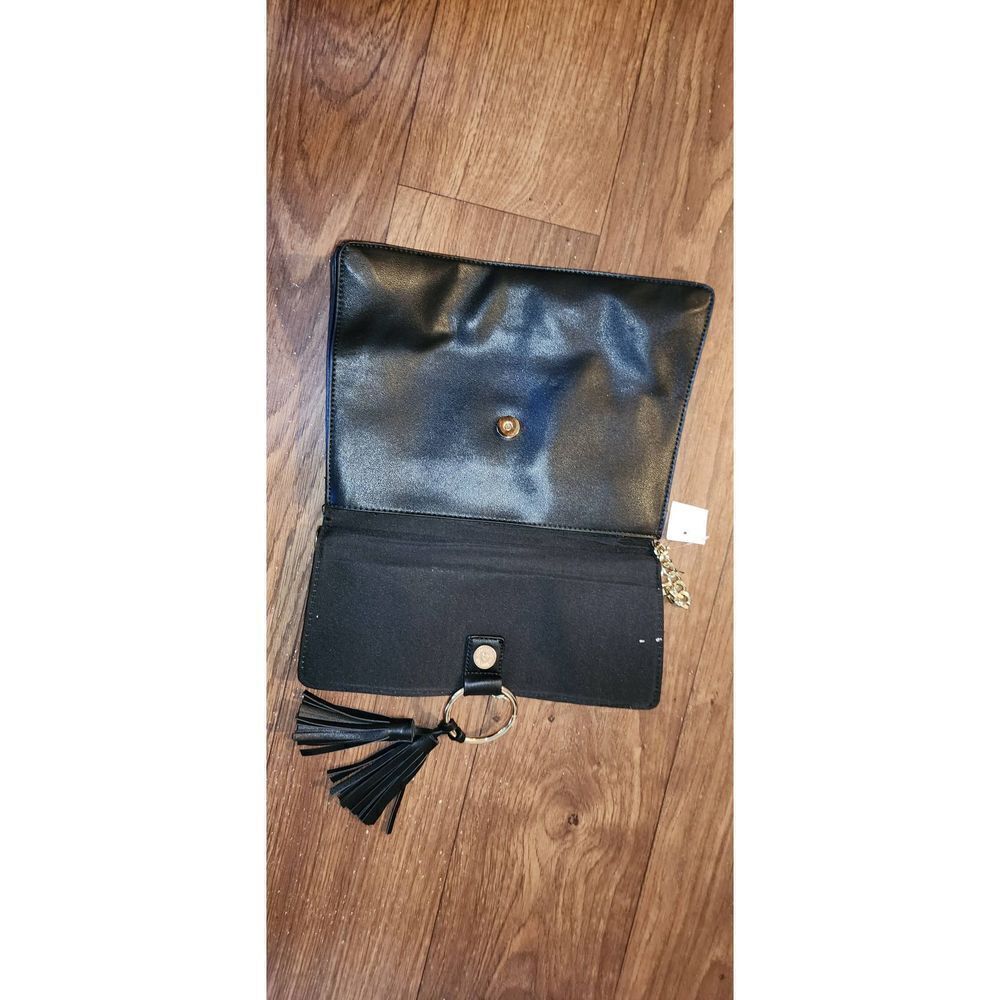 Crossbody Purse  - Picture 4 of 7